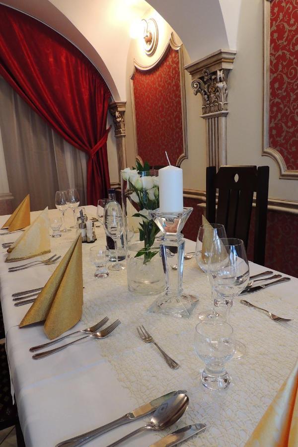 Hotel Club Kežmarok Eksteriør billede